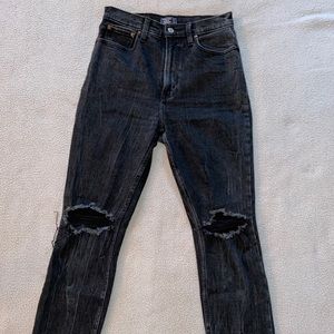 Abercrombie & Fitch Ultra High Rise Mom Jean